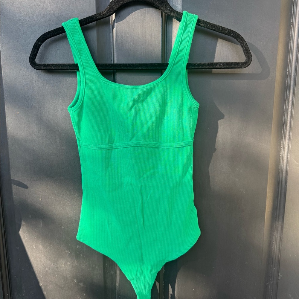ReoRia Green Tank Top